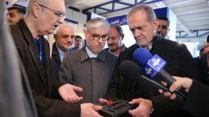 بازدید دکتر پزشکیان از غرفه شرکت پکتوس در نمايشگاه ایرانساخت  بازدید دکتر پزشکیان از غرفه شرکت پکتوس در نمايشگاه ایرانساخت